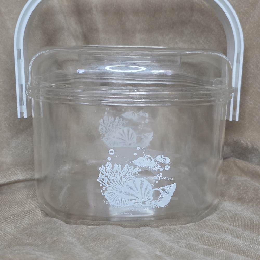 Vintage 1980's Ice Bucket With Seashell Print And Handle